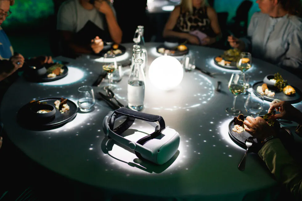 EXPERIENCE DINNER