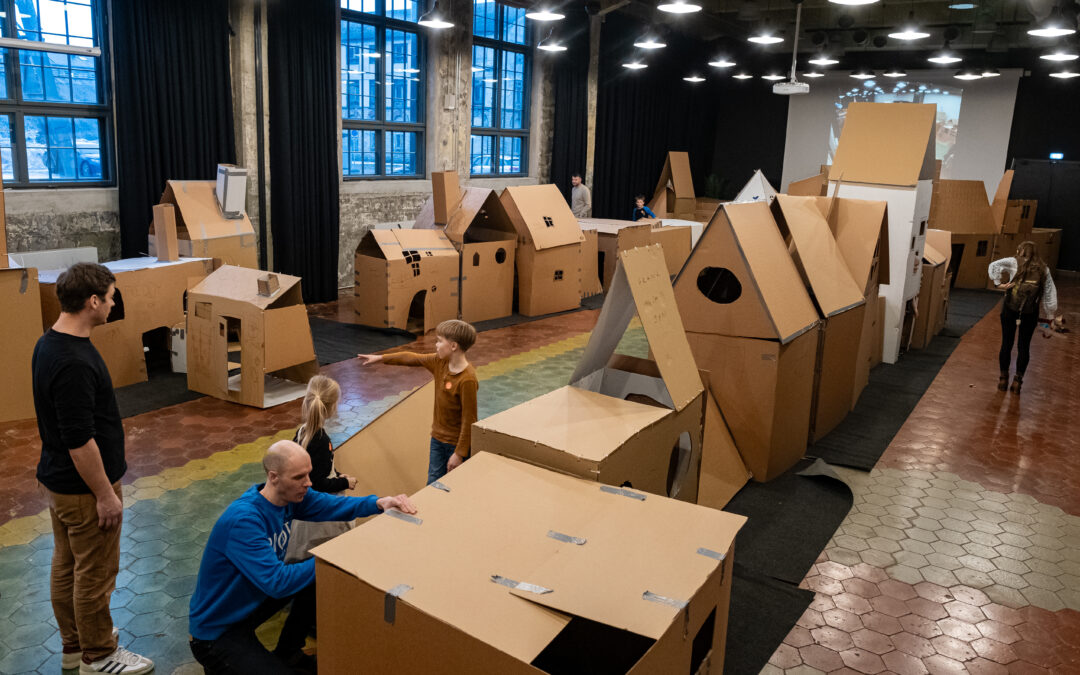 Самый большой картонный лабиринт в Эстонии: ПРОТО будущего
